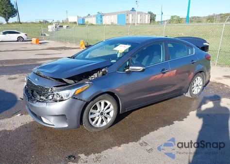 2017 Kia Forte S z USA, uszkodzony, nr VIN 3KPFL4A7XHE051111